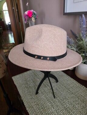 Classic Wide-Brim Wool & Polyester  Fedora Hat in Beige with Black Band